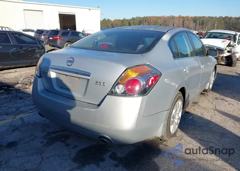 2009 Nissan Altima 2.5 S z USA, uszkodzony, nr VIN 1N4AL21E19N521171